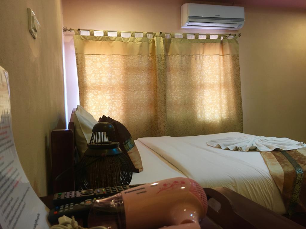 Chok-Wasana Guest House Mae Sariang Exteriér fotografie