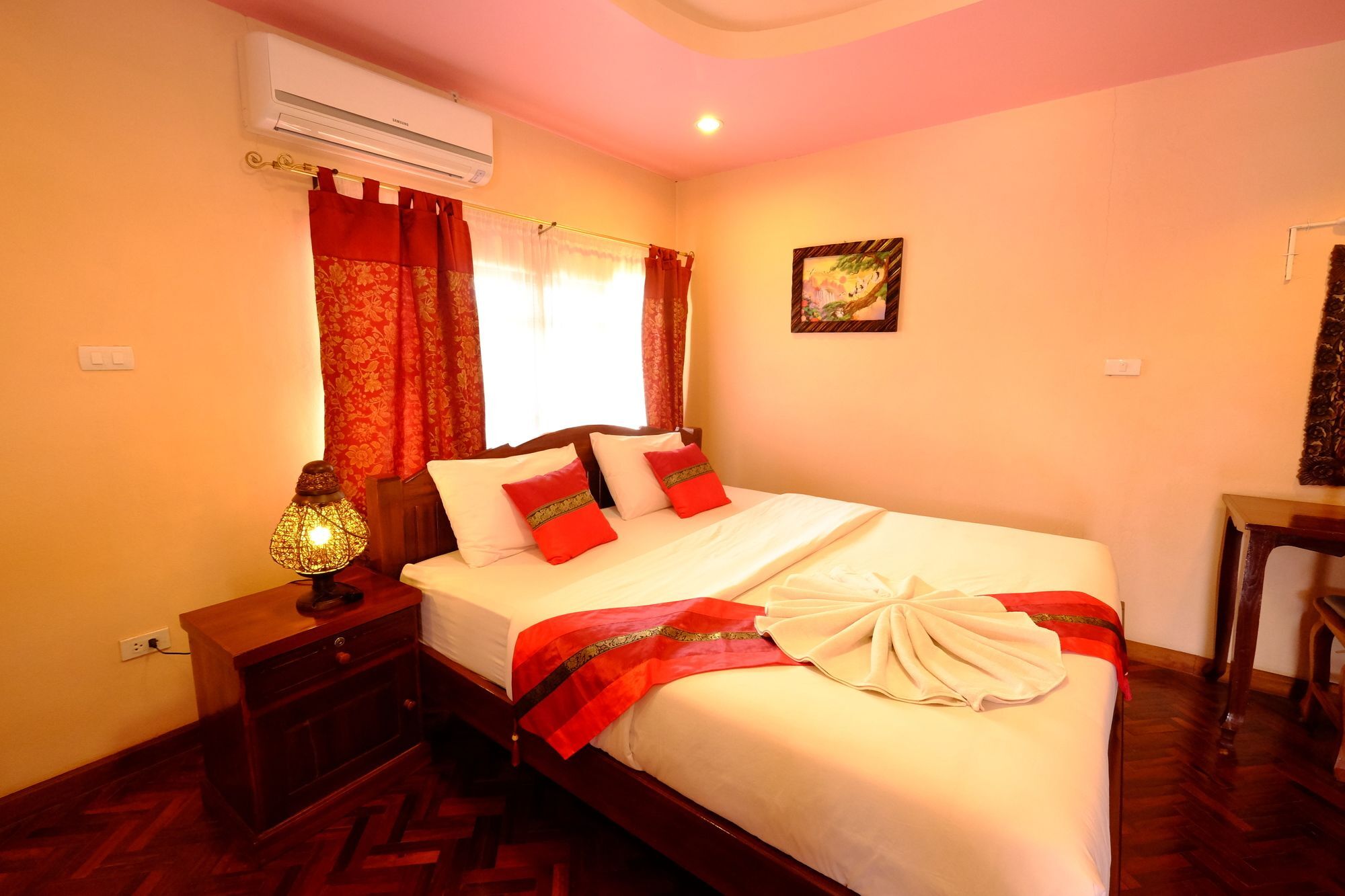 Chok-Wasana Guest House Mae Sariang Exteriér fotografie